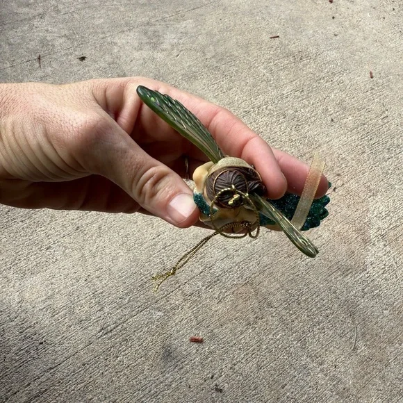 Heirloom Ornament, The Ashton-Drake Galleries Peacock Fantasy Wings of Light - Picture 6 of 11